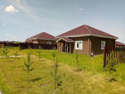 Дом из сруба в загородном комплексе «Морозко»